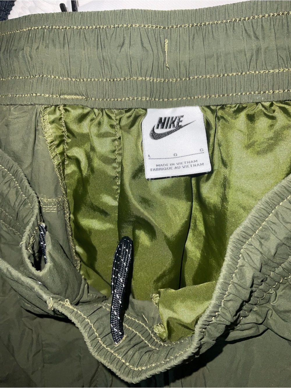 Nike Sportswear Tech Essentials Woven Unlined Utility Shorts DM6484-326 Size Lar - Picture 2 of 7